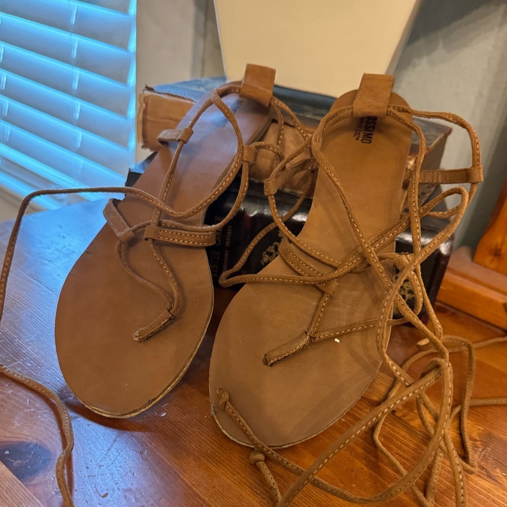 Mossimo brown tie up laces sandals. Size 7.5